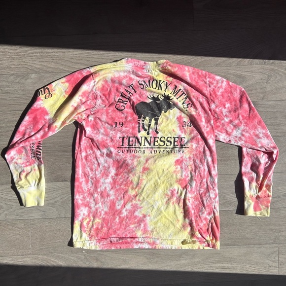 Great Smoky Mountains Tie-Dye Long Sleeve T-Shirt - Picture 3 of 3